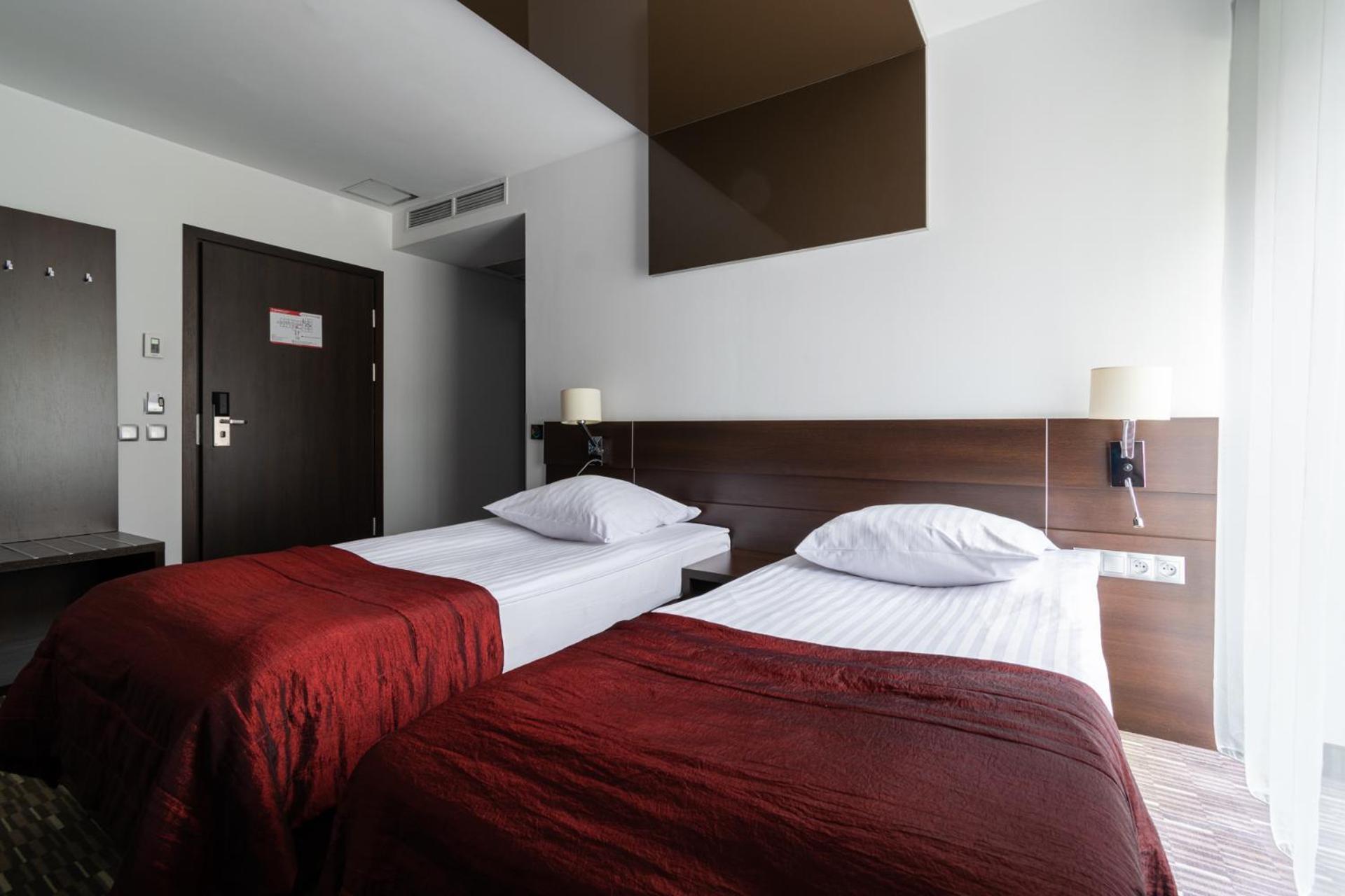 Hotel Diament Zabrze - Gliwice Bagian luar foto