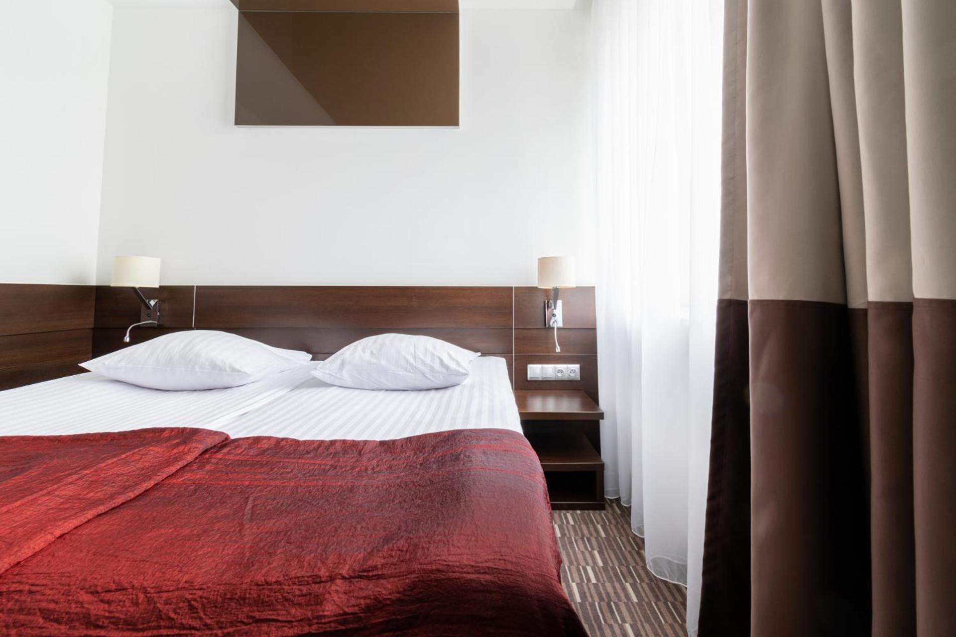 Hotel Diament Zabrze - Gliwice Bagian luar foto