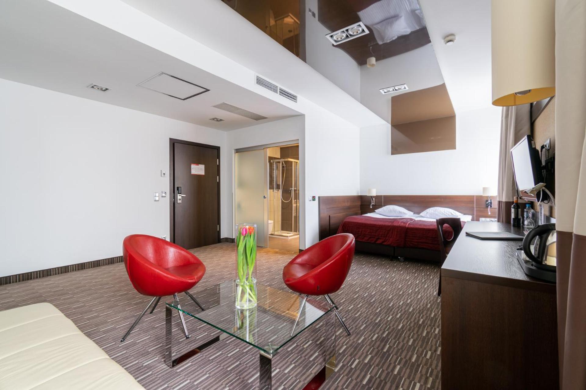 Hotel Diament Zabrze - Gliwice Bagian luar foto
