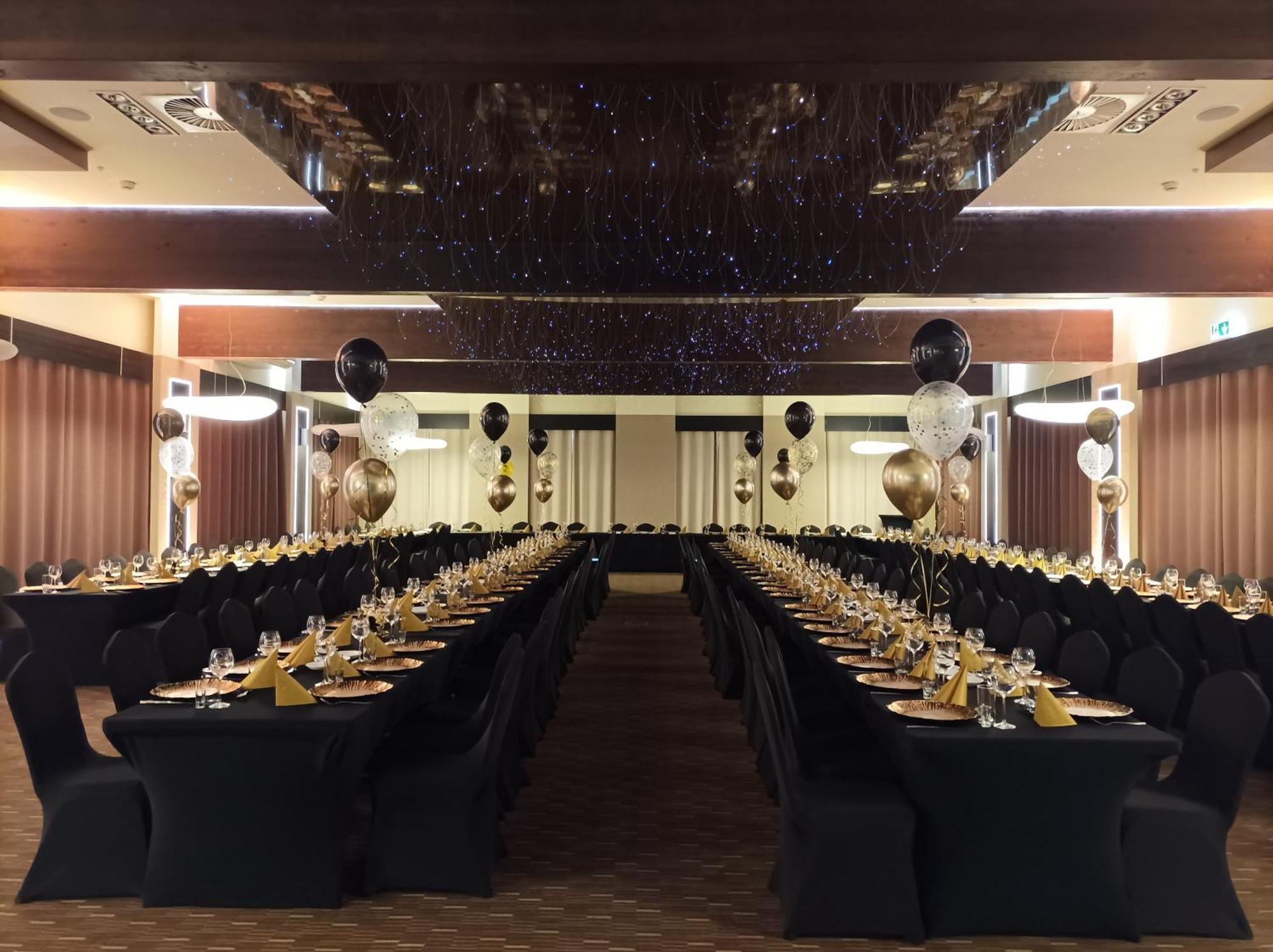 Hotel Diament Zabrze - Gliwice Bagian luar foto